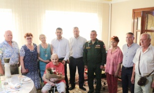 Поздравили с Днем рождения ветерана 