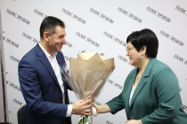 С профессиональным праздником!