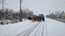 В районе продолжаются работы по очистке дорог от снега