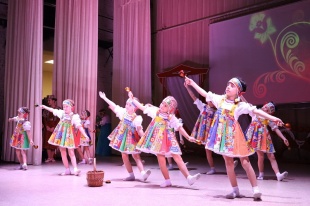  Концертная программа посвященная Дню народного единства