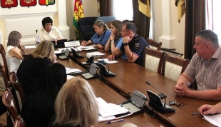 На защите детства!