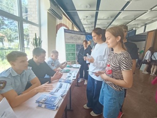 В Полтавской прошла Всероссийская ярмарка трудоустройства