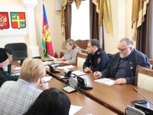 На защите детства