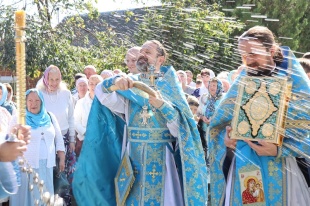 Престольный праздник отмечает Храм Рождества Пресвятой Богородицы