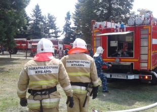 Уважаемые сотрудники и ветераны пожарно-спасательных формирований!