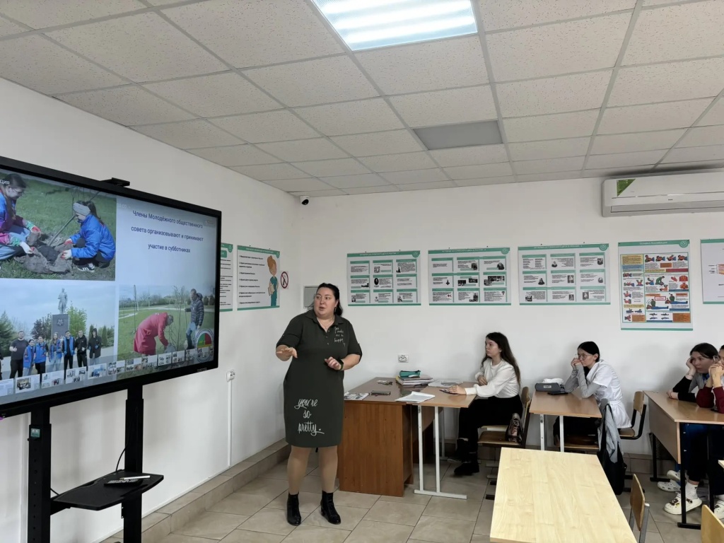 2102_4.jpg 2102_4.jpg