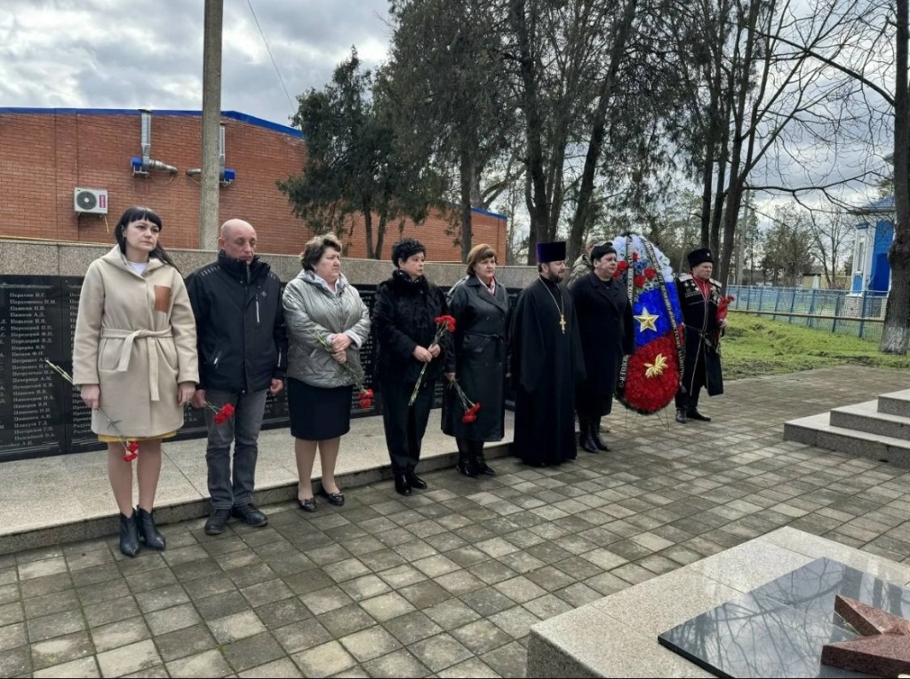 2702_8.jpg 2702_8.jpg