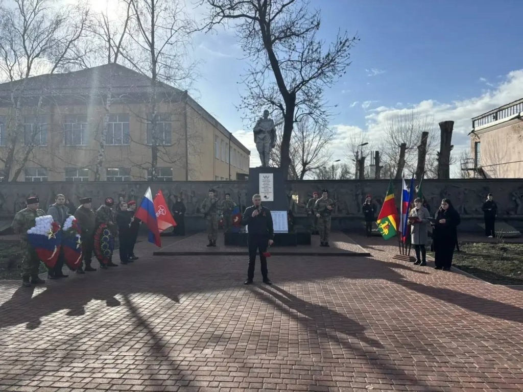 2702_9.jpg 2702_9.jpg